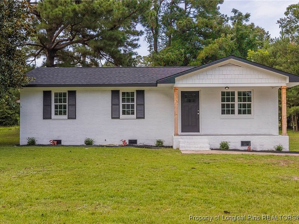 1st image of 856 Pinewood Dr