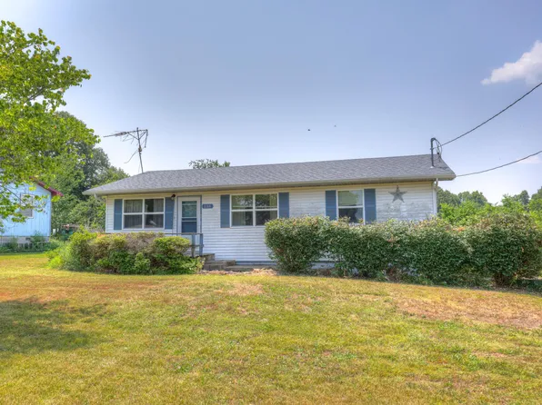 126 W Frazier Street, Goodman, MO 64843