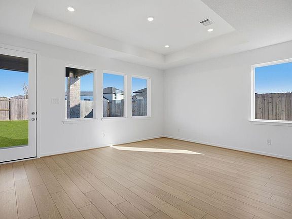 3rd image of 21922 Sam Raburn Dr