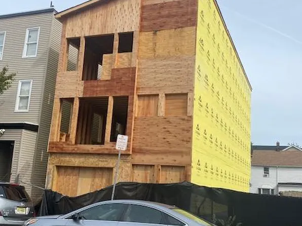 197 12th Ave, Newark, NJ 07107