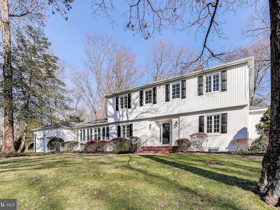 1st image of 503 Heavitree Ln