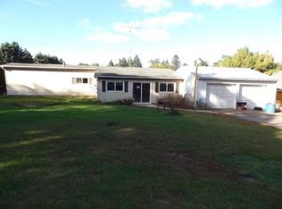 E2397 Crystal Rd, Waupaca, WI 54981