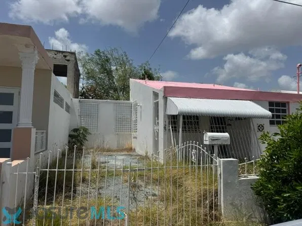 744 Central Mercedita, Guayama, PR 00784