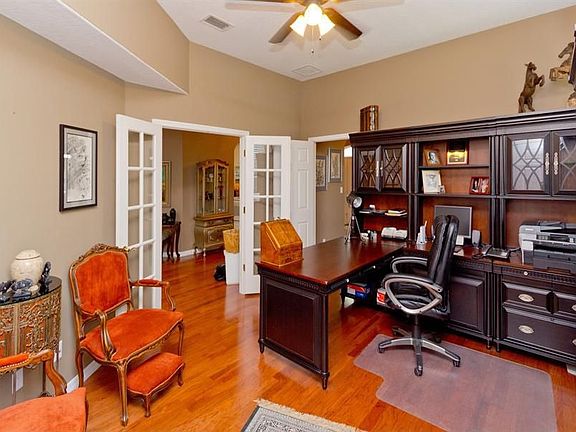 3rd image of 1251 E Langley Ct