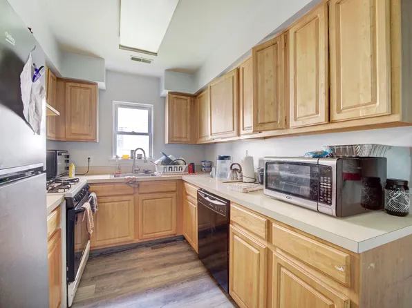 418 Ocean Avenue image 11 of 20