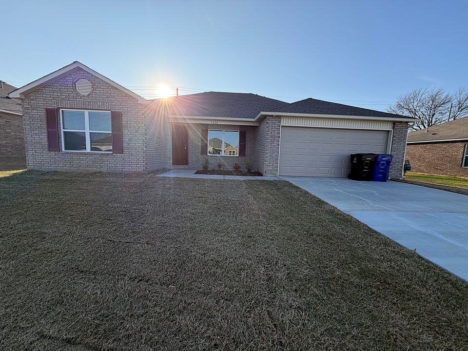1st image of 7020 S Maple Ave