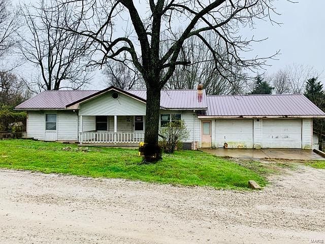1st image of 233 Hawkins Ave
