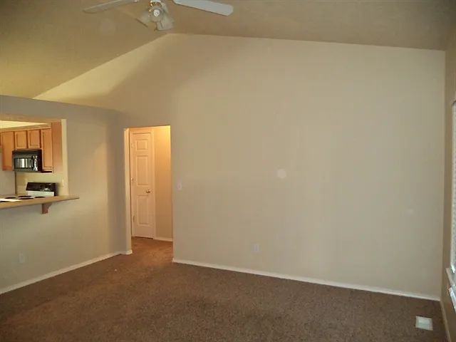 1330 N Andrew Dr — Photo 5