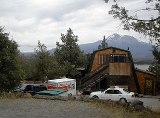 15504 Valley View Dr, Weed, CA 96094