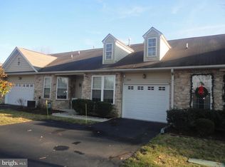 1603 Country Club Dr, Springfield, PA 19064