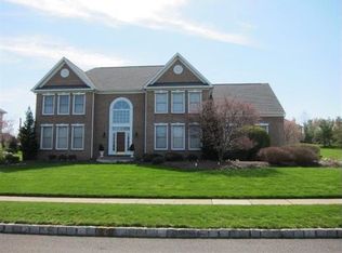 1081 N Kimbles Rd, Yardley, PA 19067