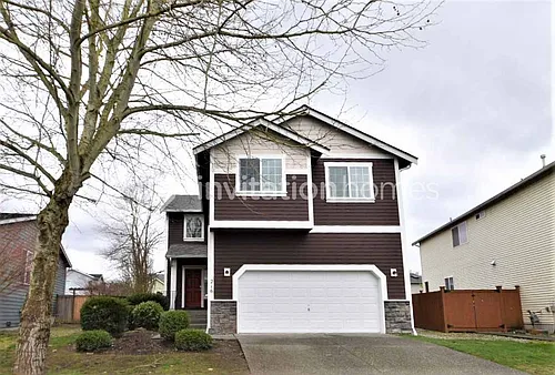 216 Michell Ln NE Photo 1