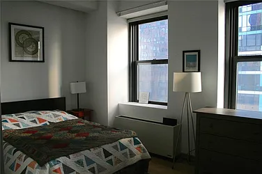 Rented by R New York