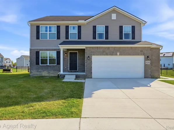 58286 Salt River Ct, New Haven, MI 48048