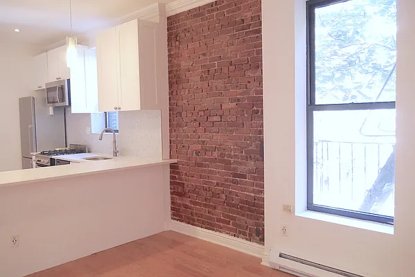 Rented by Avenue Sotheby's International Realty | media 14