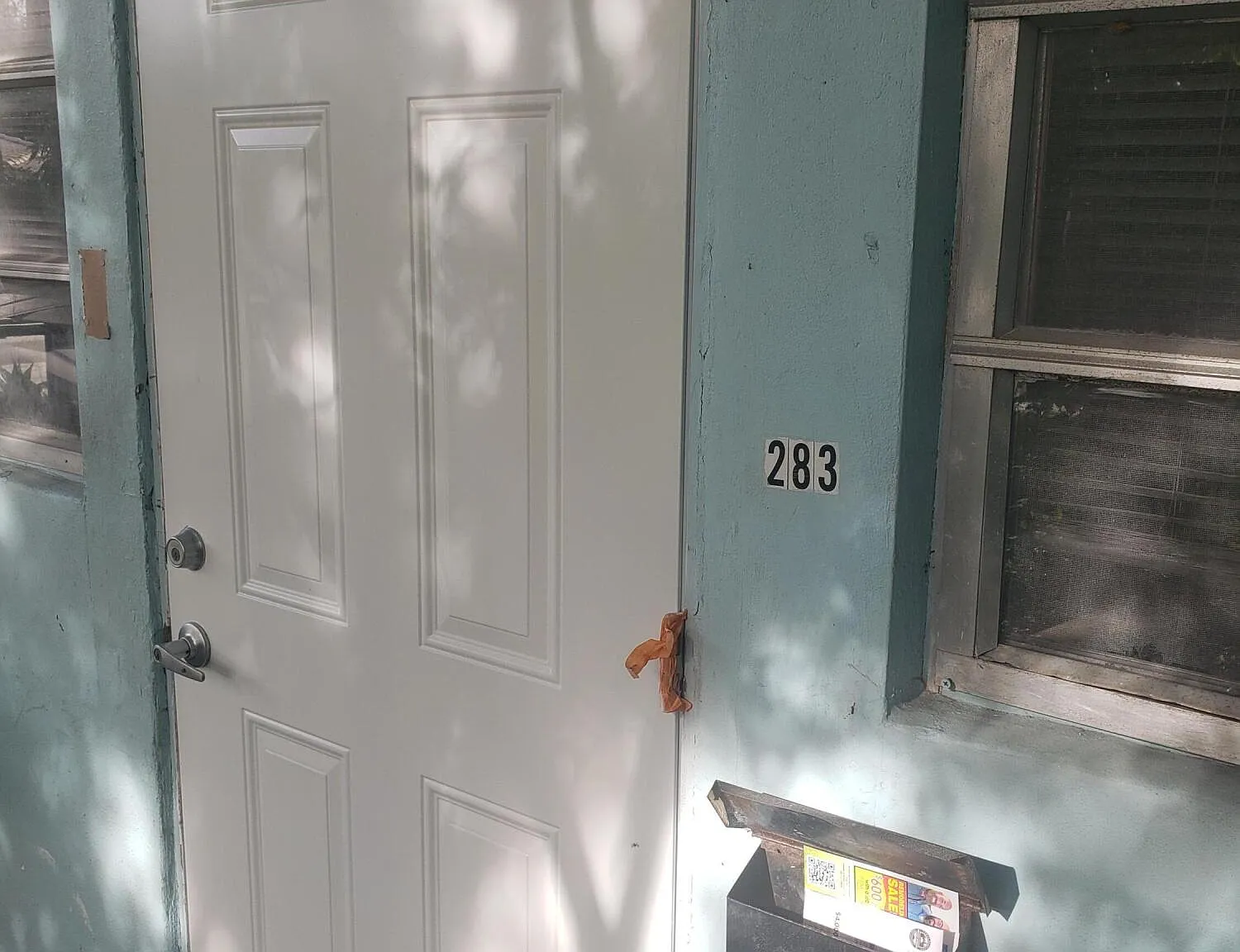 2 bed, 1.0 bath, 1780 sqft, $2,300 — Photo 2