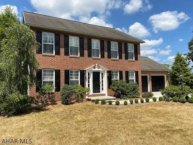 136 Red Fox Dr photo 1
