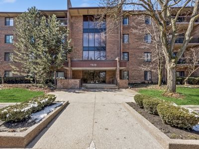 7525 Nantucket Dr APT 301, Darien, IL, 60561