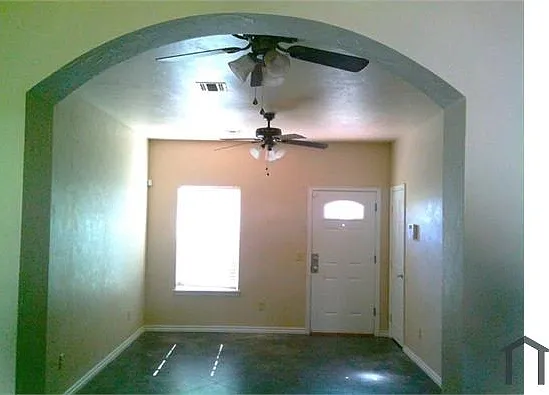 2 bed, 800 sqft, $850 — Photo 3