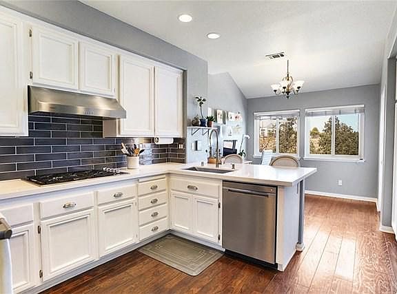 3rd image of 24674 Brighton Dr Unit B