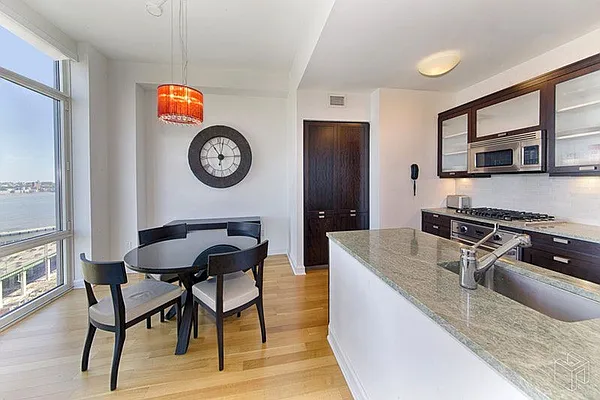 Rented by Halstead Real Estate | media 8