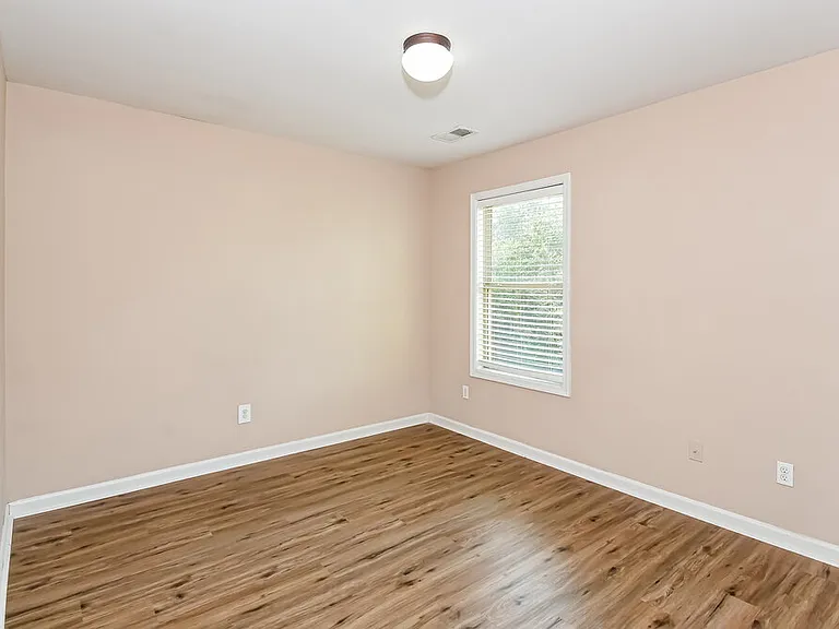 16 Rosen St NW — Photo 14
