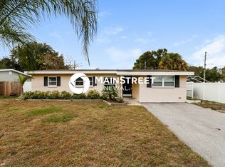 104 Ramona Cir, Palm Harbor, FL 34683