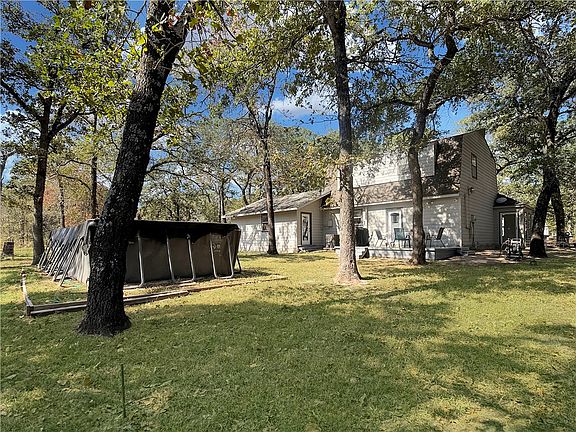 4th image of 13256 Wooded Acres Dr