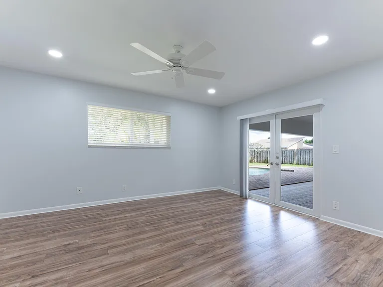 4695 Brandywine Dr — Photo 19