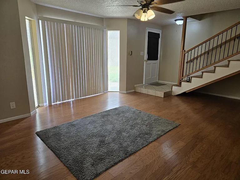 500 Thunderbird Dr #116 — Photo 9