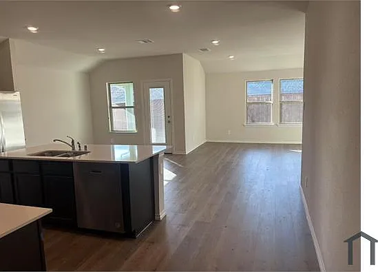 13188 Enclave Pkwy — Photo 17