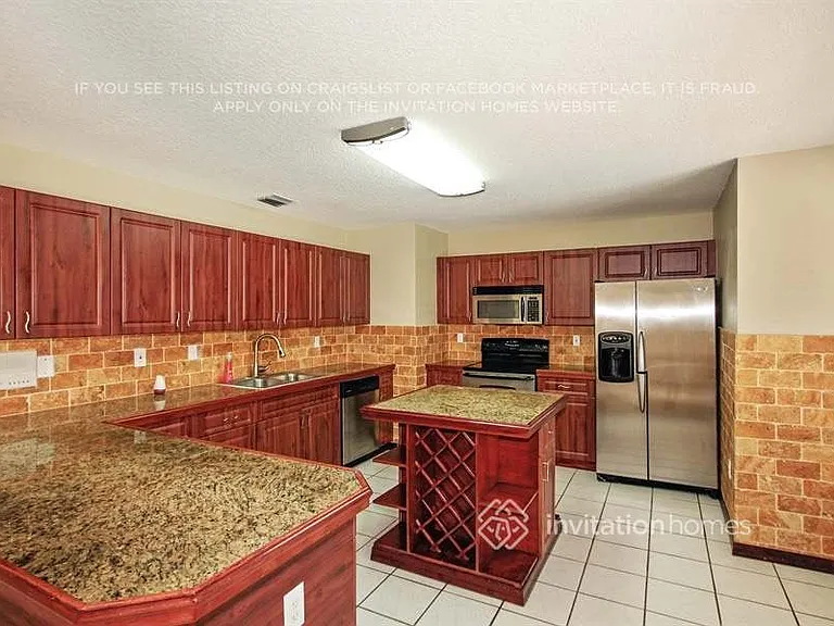 17111 SW 153rd Pl — Photo 7