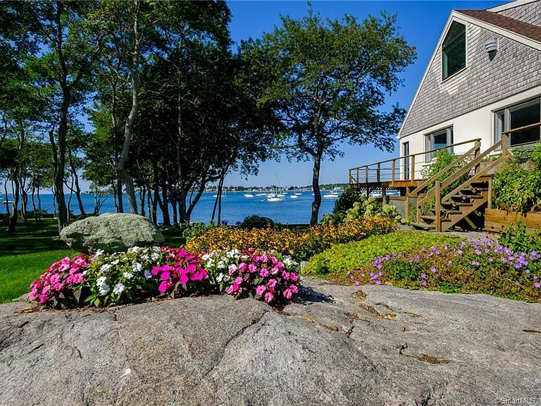 10 Morgan Point — Photo 3