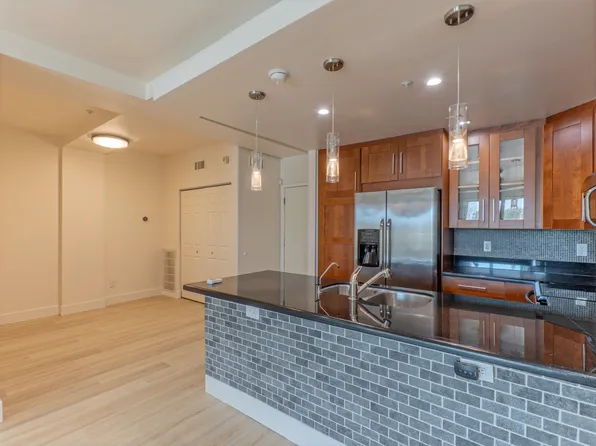 7502 E Earll Dr, Scottsdale, AZ