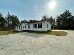 2221 Altamaha School Rd, Baxley, GA 31513