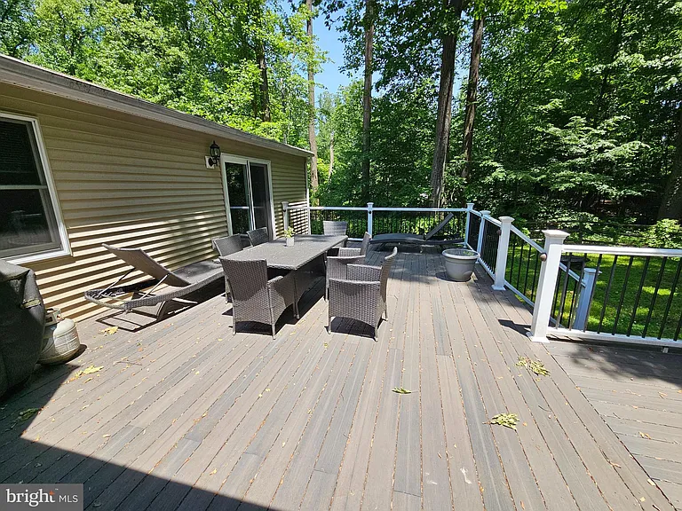 1244 Reed Ln — Photo 27