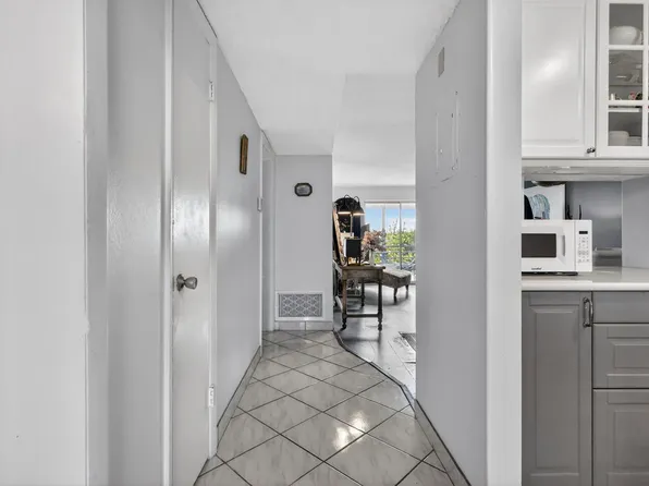 330 NE 26th Avenue #4030, Boynton Beach, FL 33435