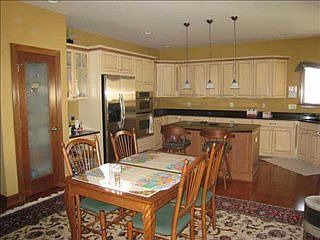 5th image of 175 Stone Creek Dr