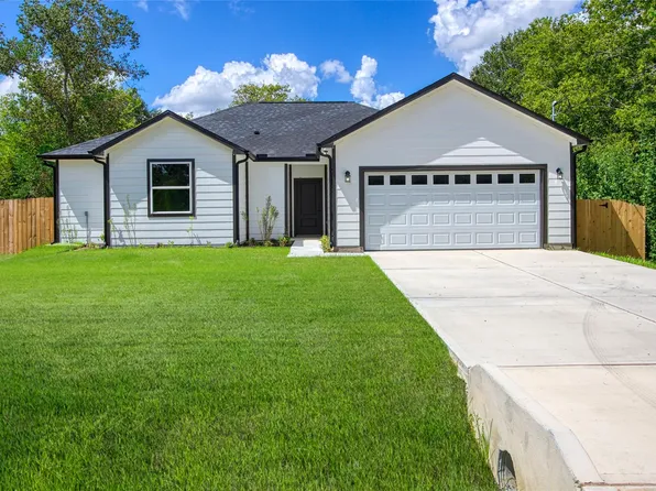 13012 Green Valley Drive, Rosharon, TX 77583