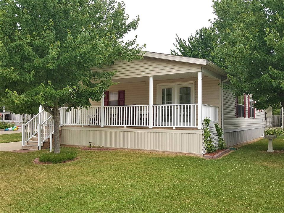 1st image of 346 Pin Oak Cir