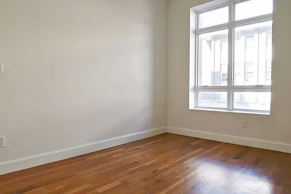 Rented by MNS | media 20