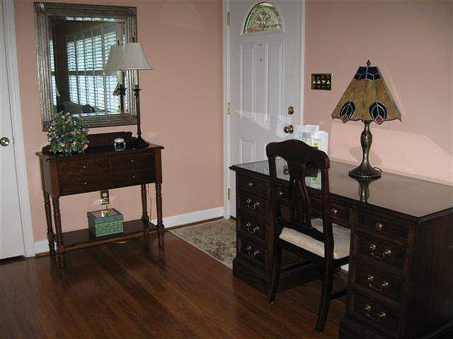 1st image of 123 Hillbrook Dr
