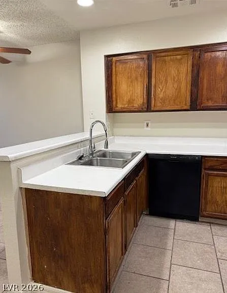 2121 Chertsey Dr #D — Photo 17
