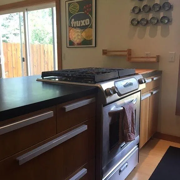 3878 Broadway St #6 — Photo 5