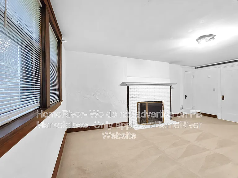 1001 S Monroe St #8 — Photo 8