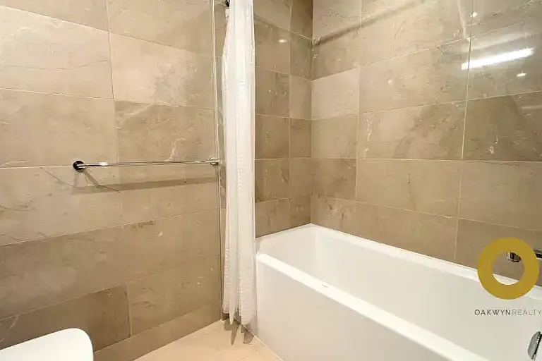 4488 Cambie St #205 — Photo 10