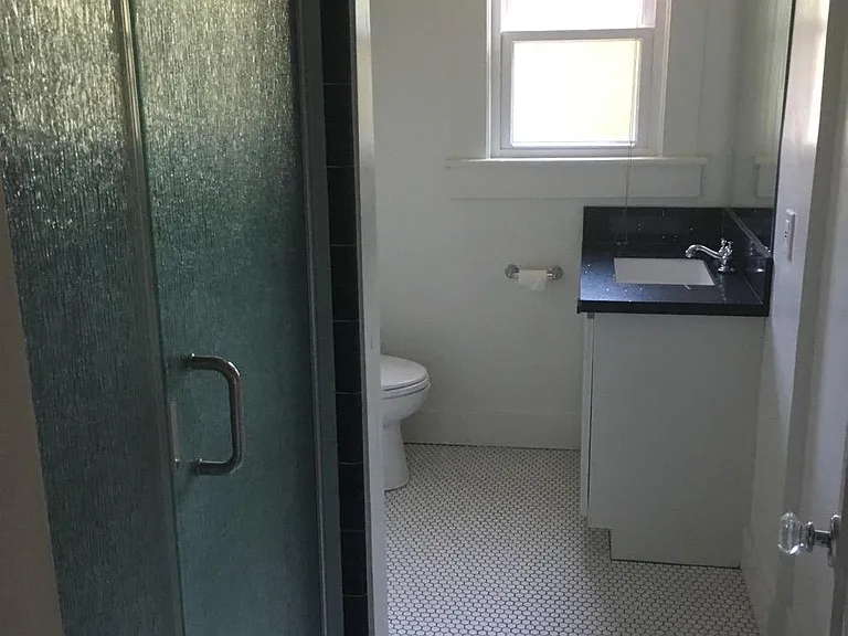 1727 T St #D — Photo 6