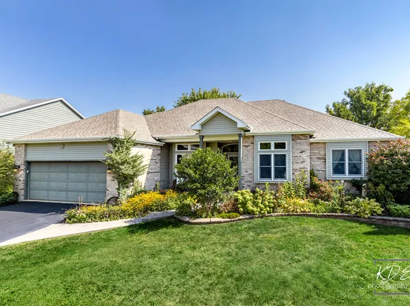 1716 South Ct, Batavia, IL 60510