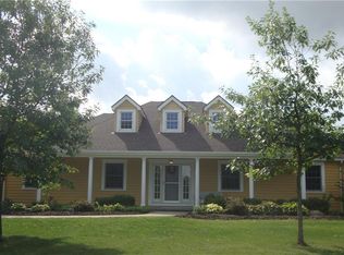 2895 S Creek Rd, Hamburg, NY 14075