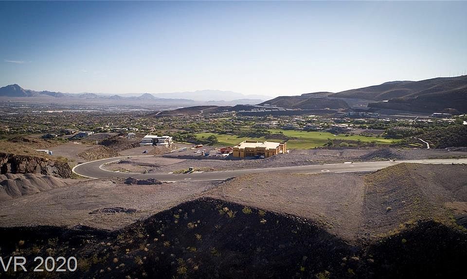 1st image of 672 Dragon Peak Dr